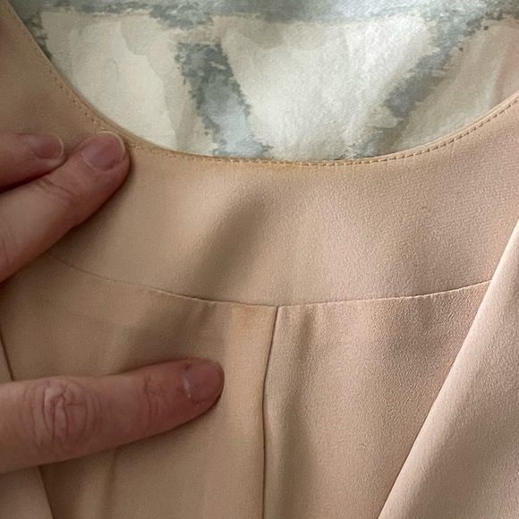 T By Alexander Wang Beige Welt Pocket Detail Short Sleeve Blouse Low V Back 4 - Picture 9 of 9